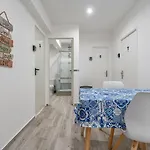 Blife Antonya Private At 3rd Floor Habitación en casa particular